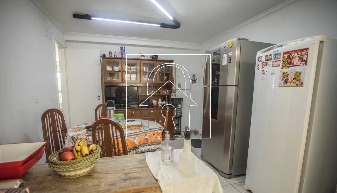 Apartamento à venda com 4 quartos, 160m² - Foto 7