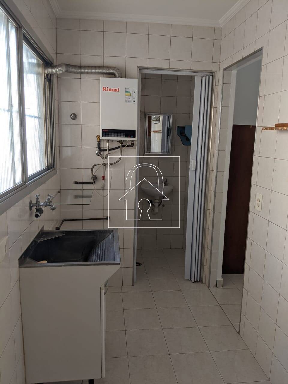 Apartamento à venda com 2 quartos, 70m² - Foto 5