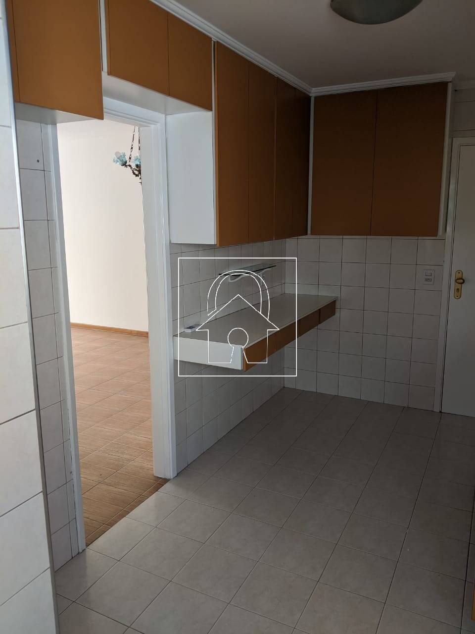 Apartamento à venda com 2 quartos, 70m² - Foto 4